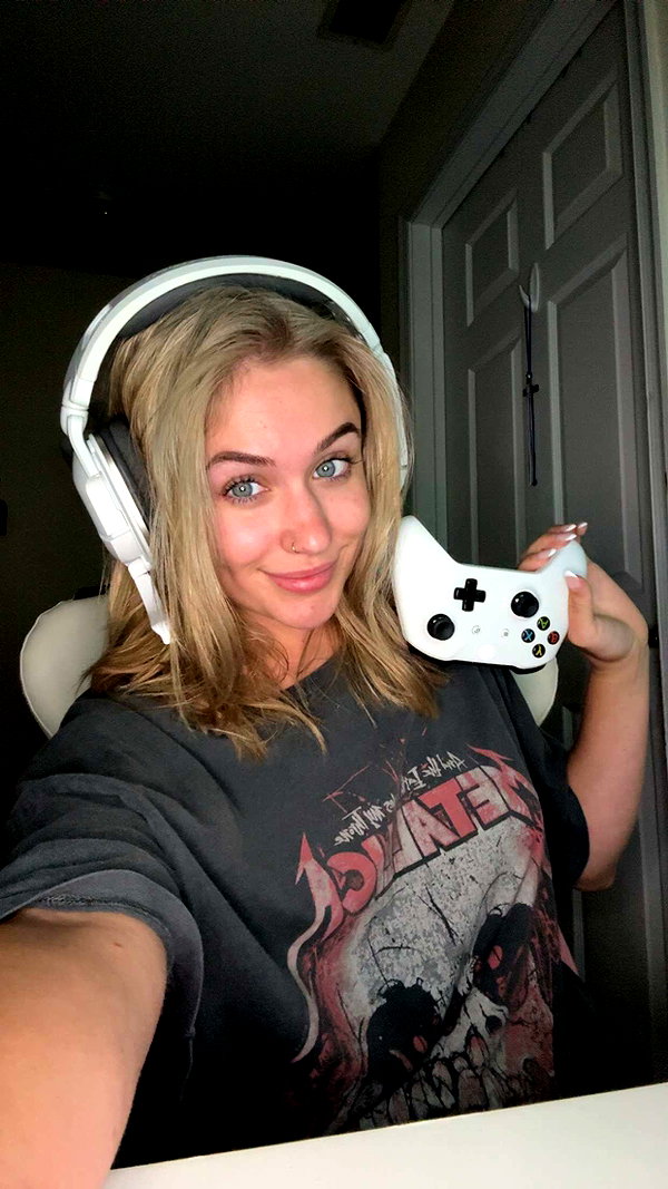 kayleedolisi snapchat image archive image