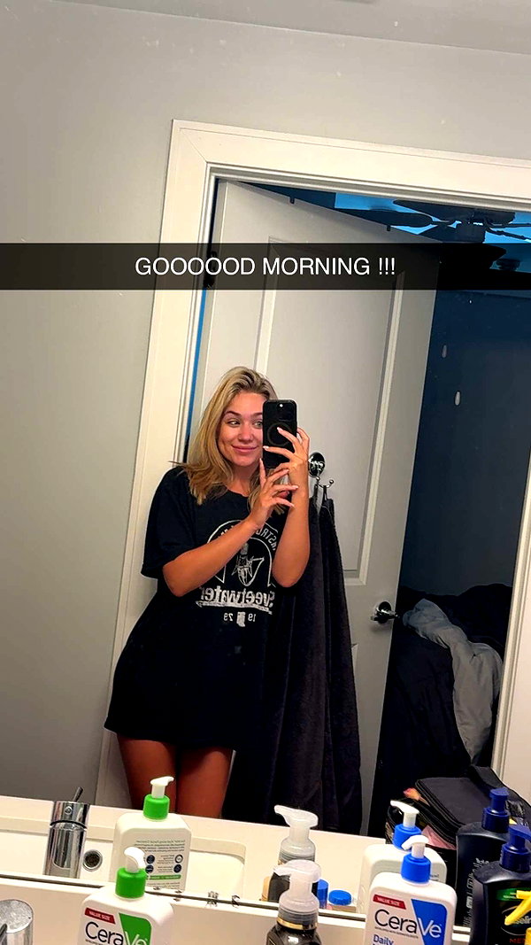 kayleedolisi snapchat image archive image