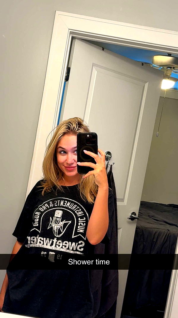 kayleedolisi snapchat image archive image