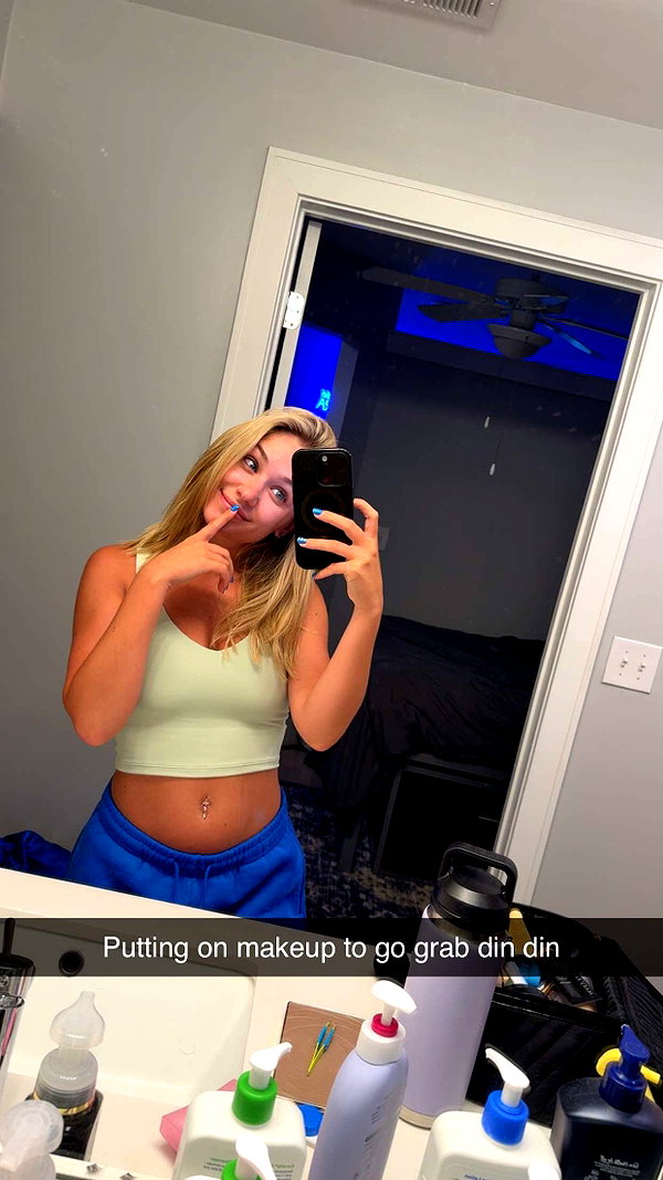 kayleedolisi snapchat image archive image
