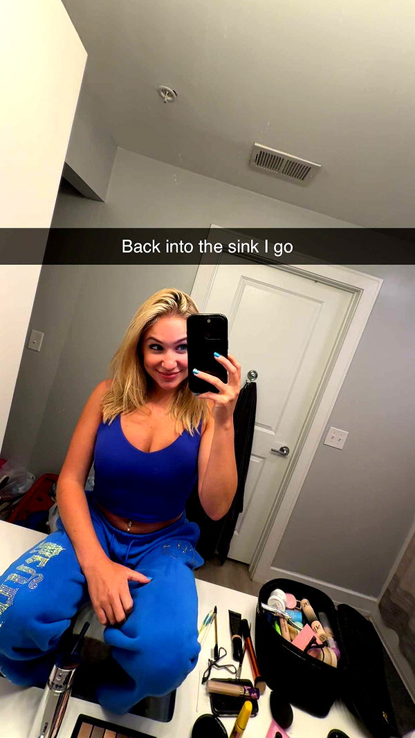 kayleedolisi snapchat image archive image