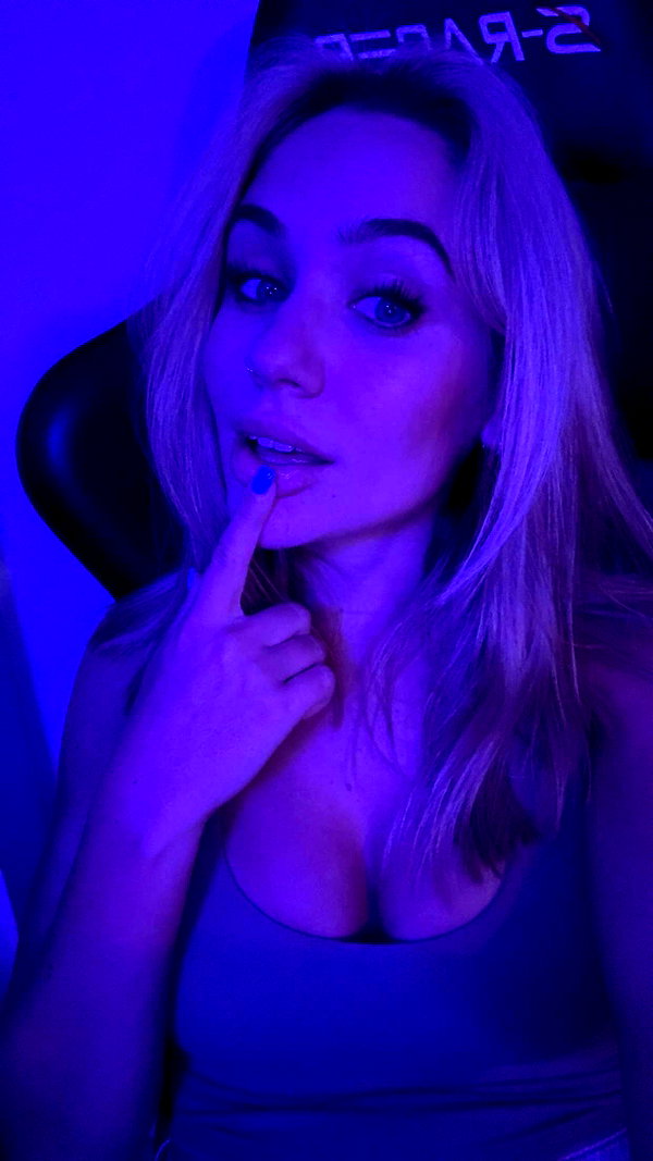 kayleedolisi snapchat image archive image