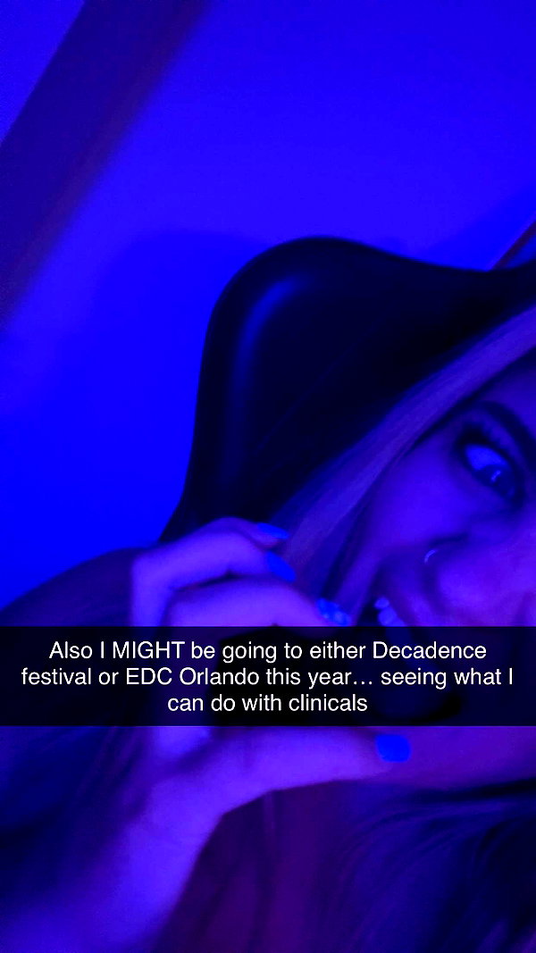 kayleedolisi snapchat image archive image