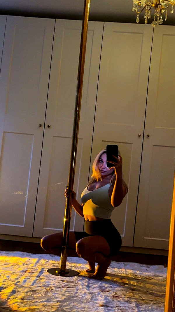 kayleedolisi snapchat image archive image