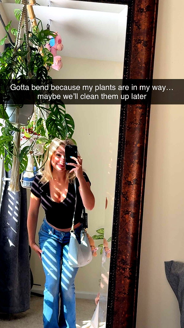 kayleedolisi snapchat image archive image
