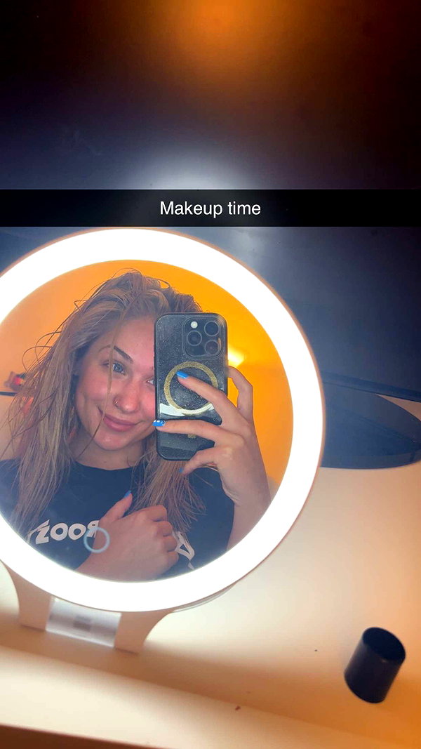 kayleedolisi snapchat image archive image