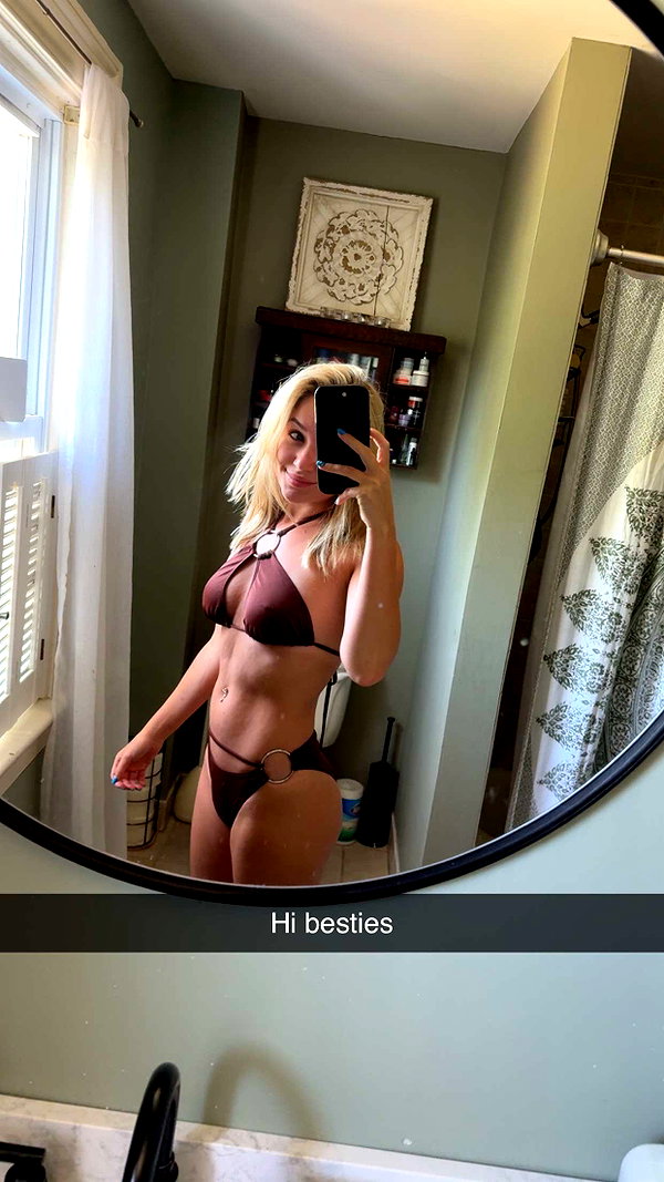kayleedolisi snapchat image archive image
