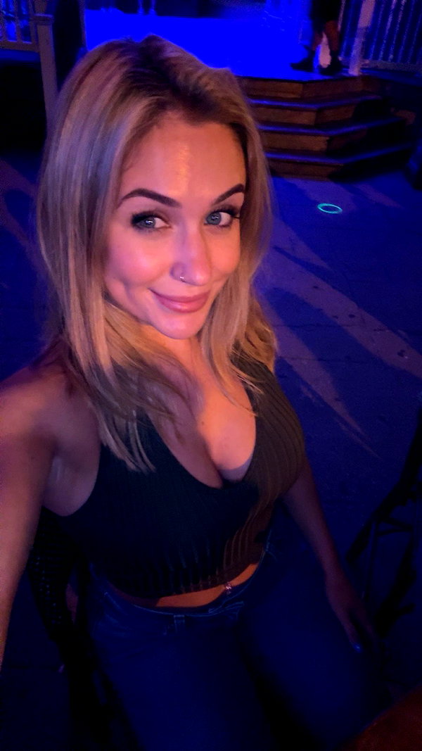 kayleedolisi snapchat image archive image