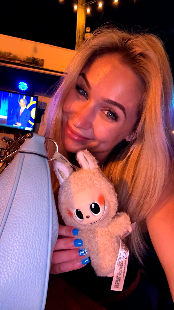 kayleedolisi snapchat image archive image
