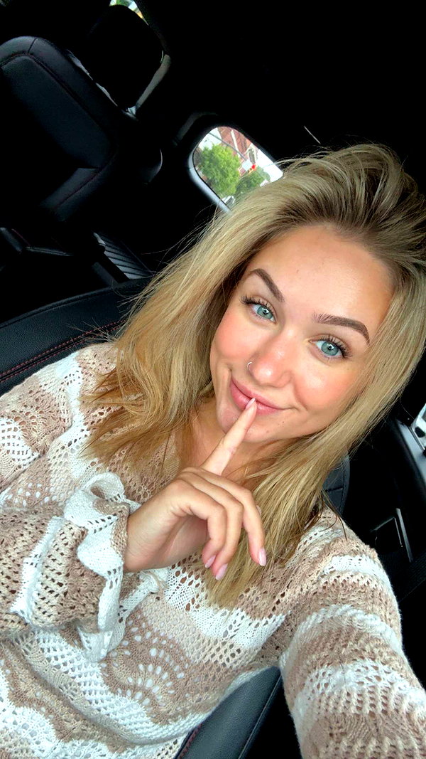 kayleedolisi snapchat image archive image