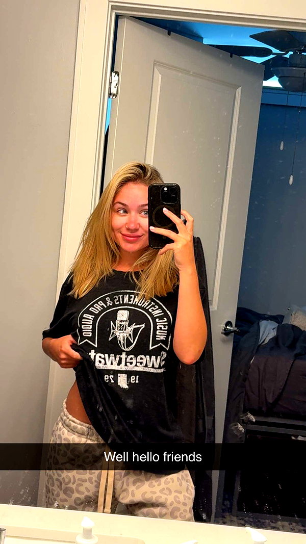 kayleedolisi snapchat image archive image