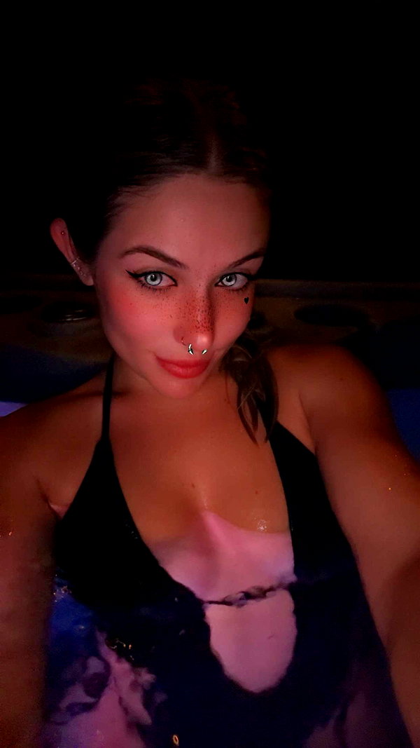 kayleedolisi snapchat image archive image