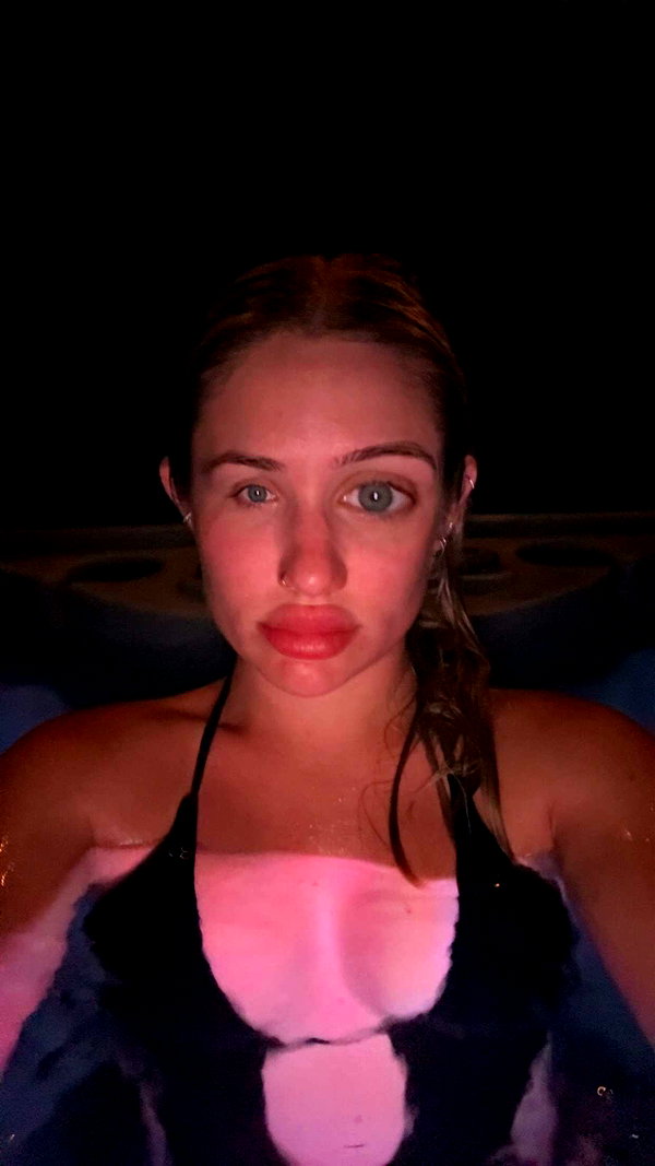 kayleedolisi snapchat image archive image
