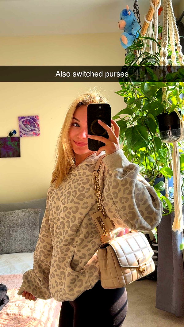 kayleedolisi snapchat image archive image