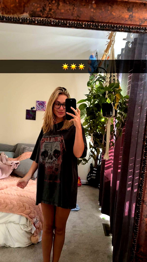 kayleedolisi snapchat image archive image
