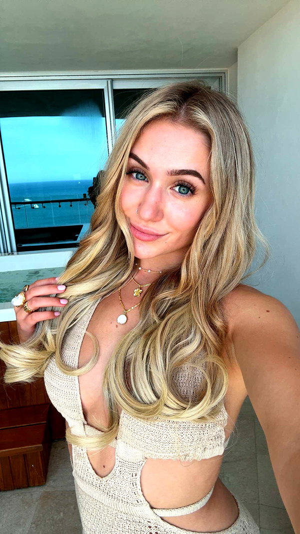 kayleedolisi snapchat image archive image
