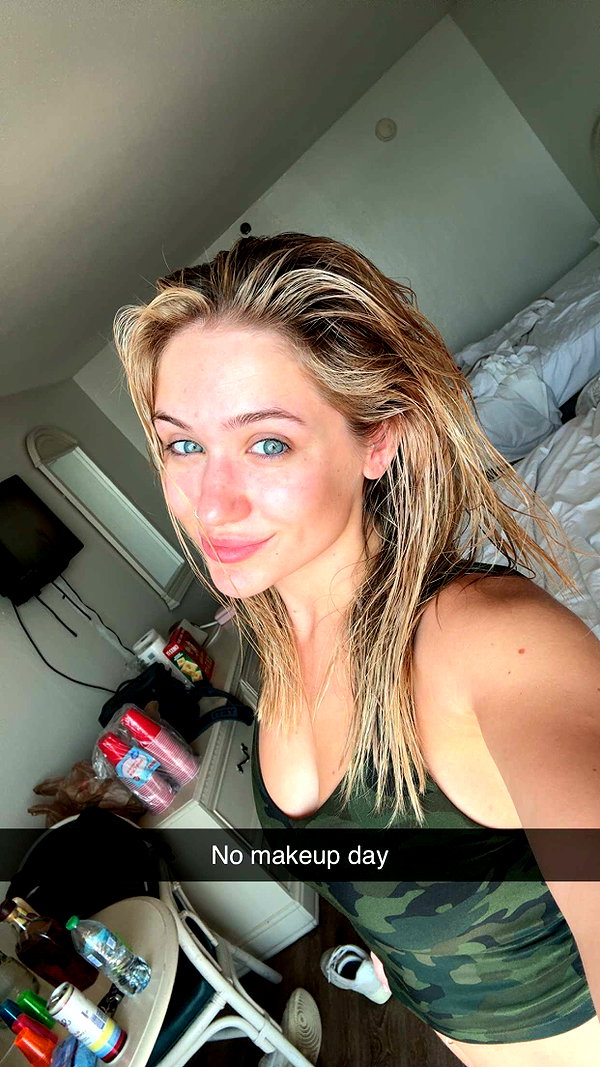 kayleedolisi snapchat image archive image