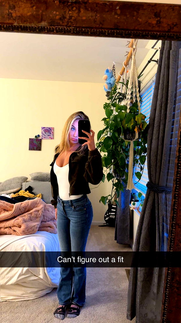 kayleedolisi snapchat image archive image