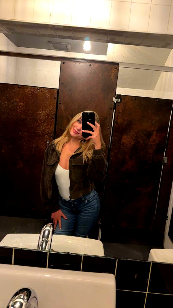 kayleedolisi snapchat image archive image