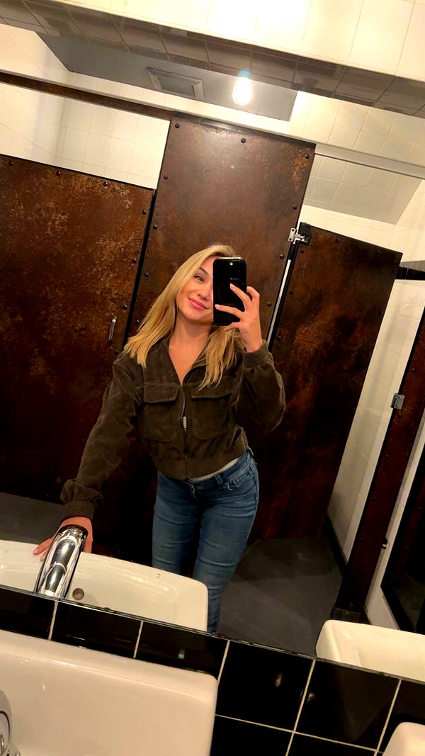 kayleedolisi snapchat image archive image