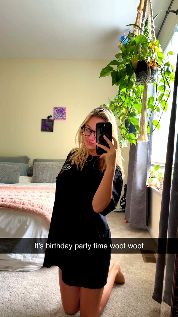 kayleedolisi snapchat image archive image