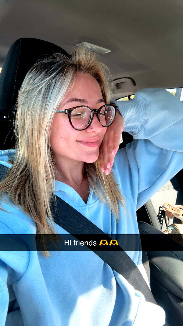kayleedolisi snapchat image archive image