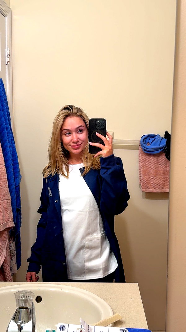 kayleedolisi snapchat image archive image