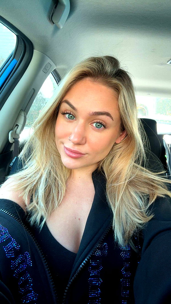 kayleedolisi snapchat image archive image