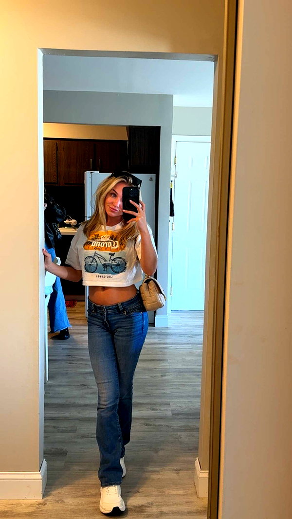 kayleedolisi snapchat image archive image