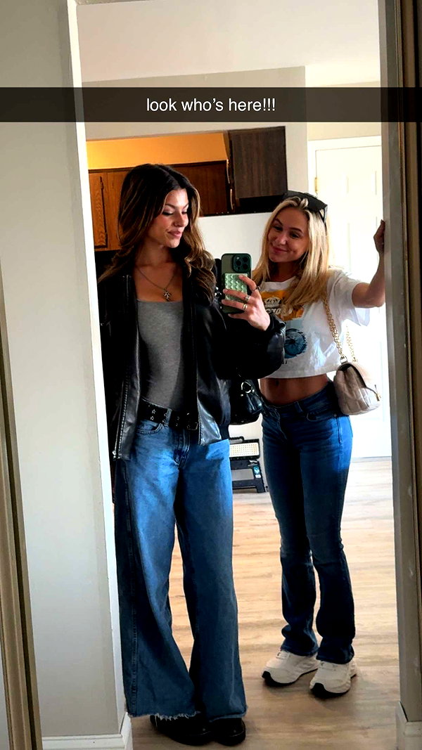 kayleedolisi snapchat image archive image