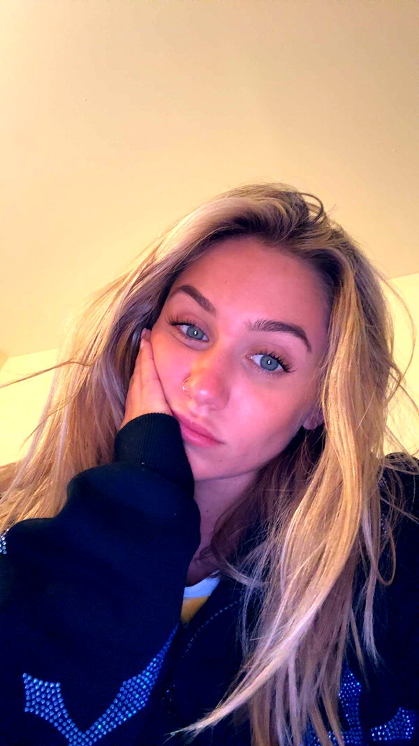 kayleedolisi snapchat image archive image