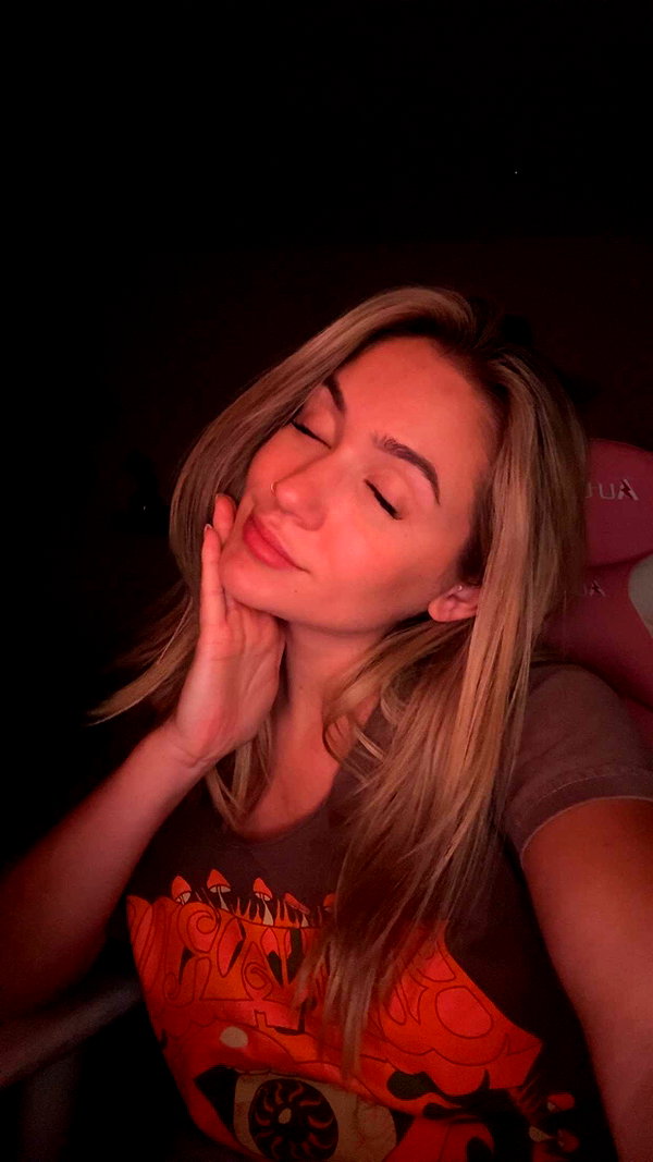 kayleedolisi snapchat image archive image