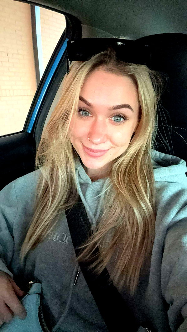 kayleedolisi snapchat image archive image