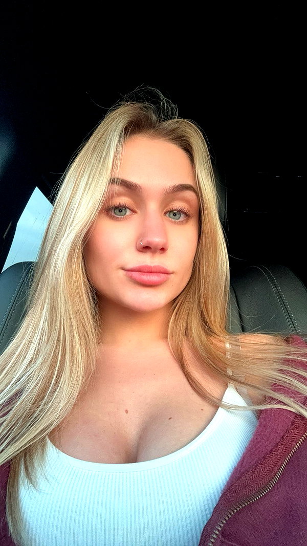 kayleedolisi snapchat image archive image