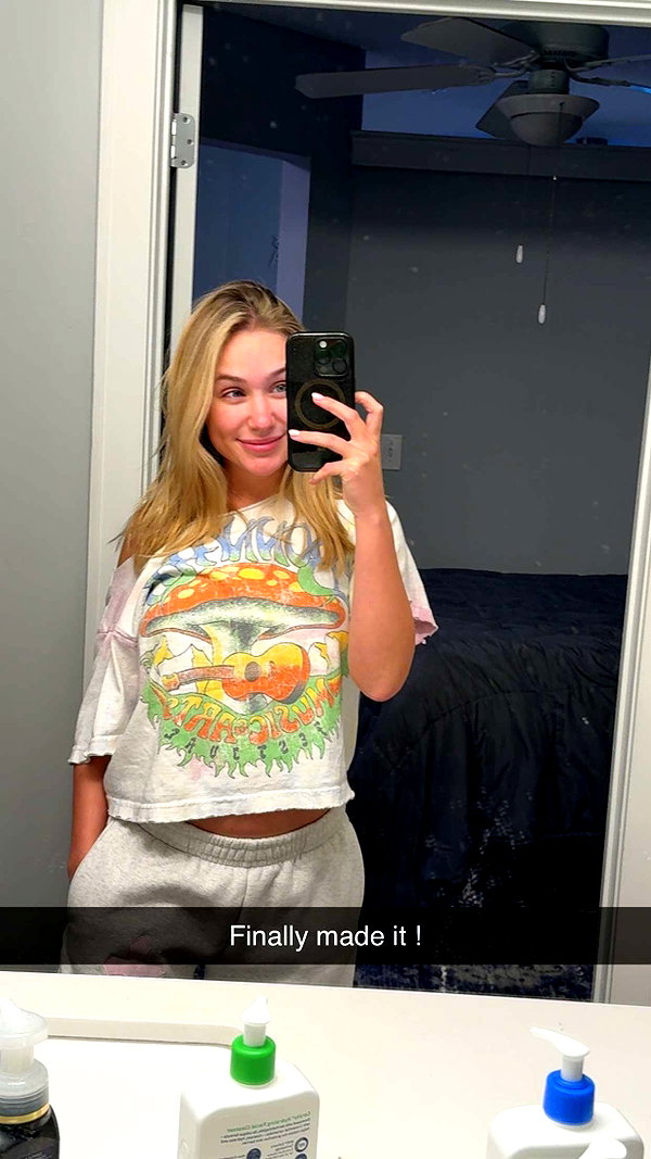kayleedolisi snapchat image archive image