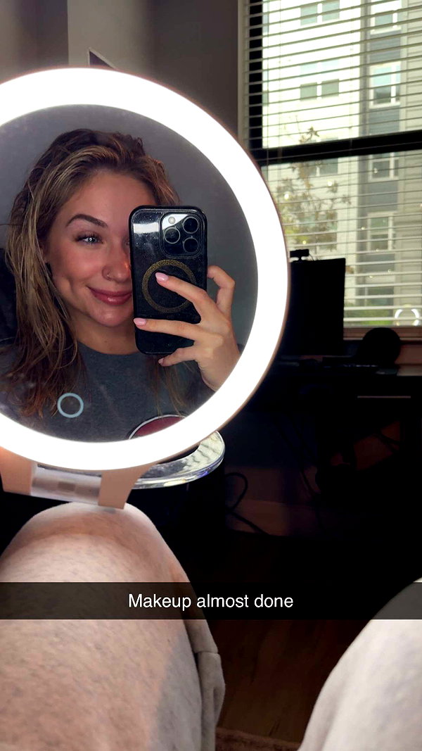 kayleedolisi snapchat image archive image