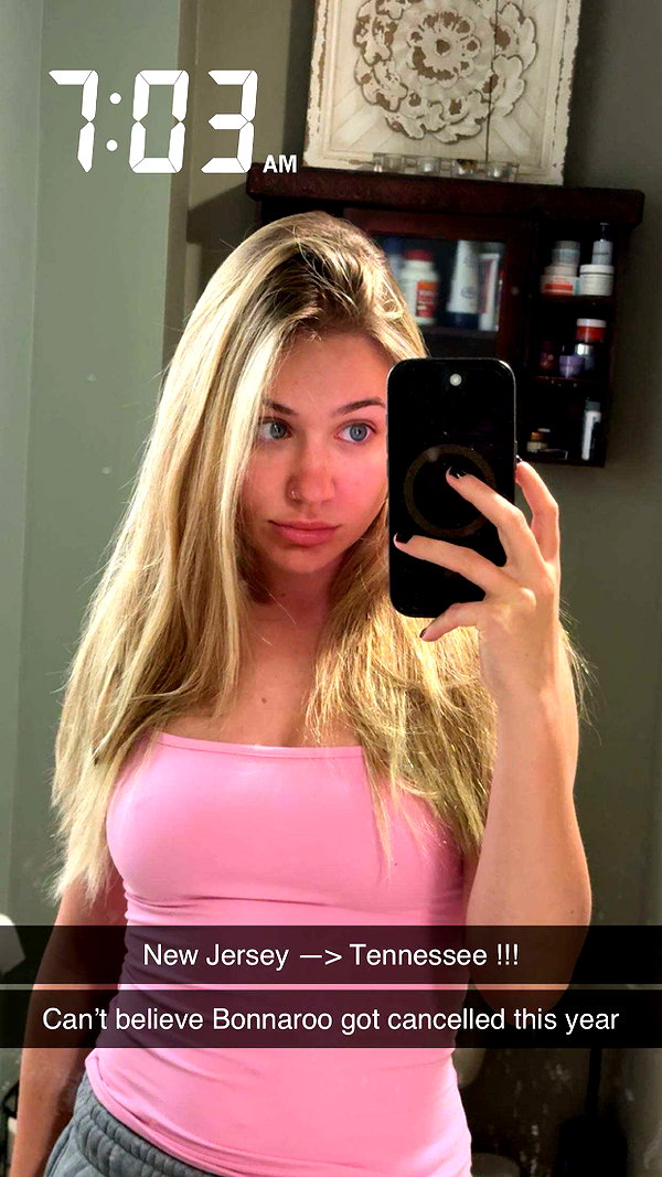 kayleedolisi snapchat image archive image