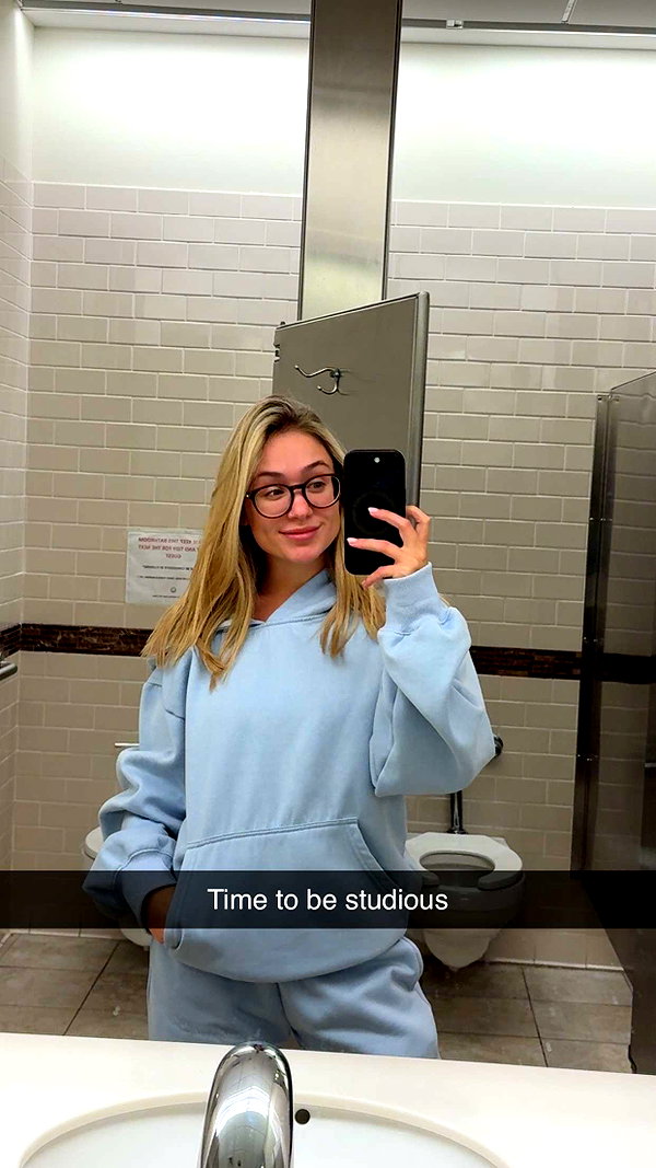 kayleedolisi snapchat image archive image