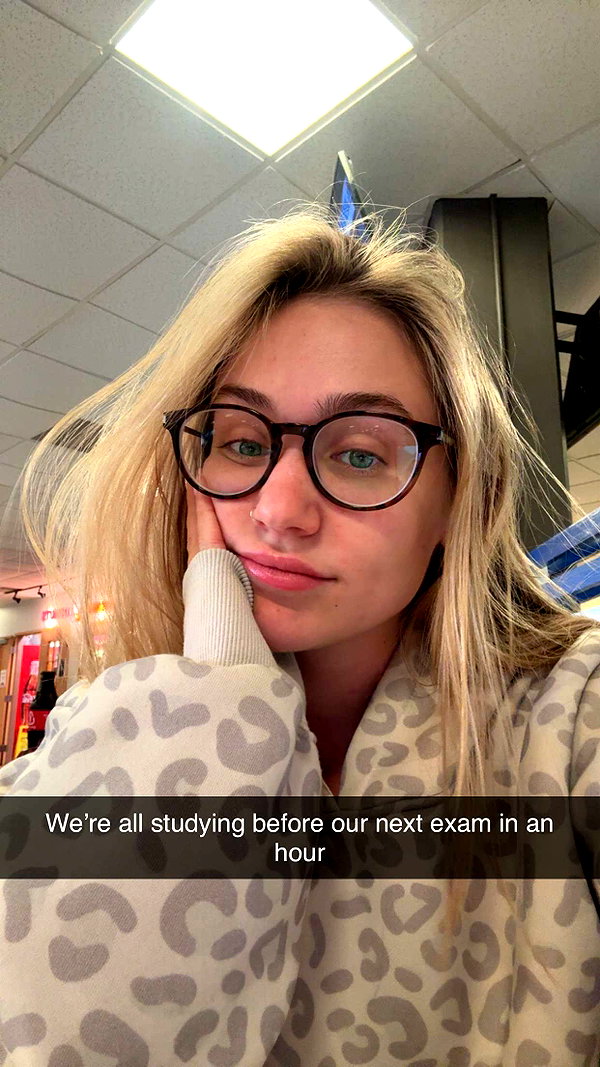 kayleedolisi snapchat image archive image