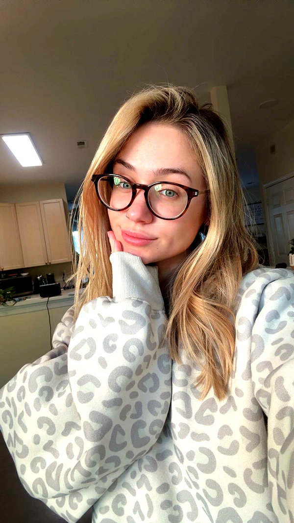 kayleedolisi snapchat image archive image