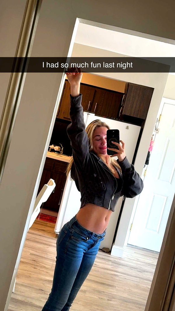 kayleedolisi snapchat image archive image