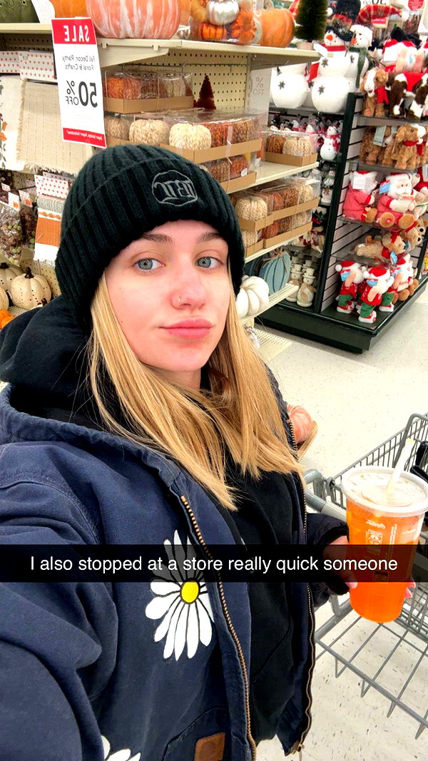 kayleedolisi snapchat image archive image