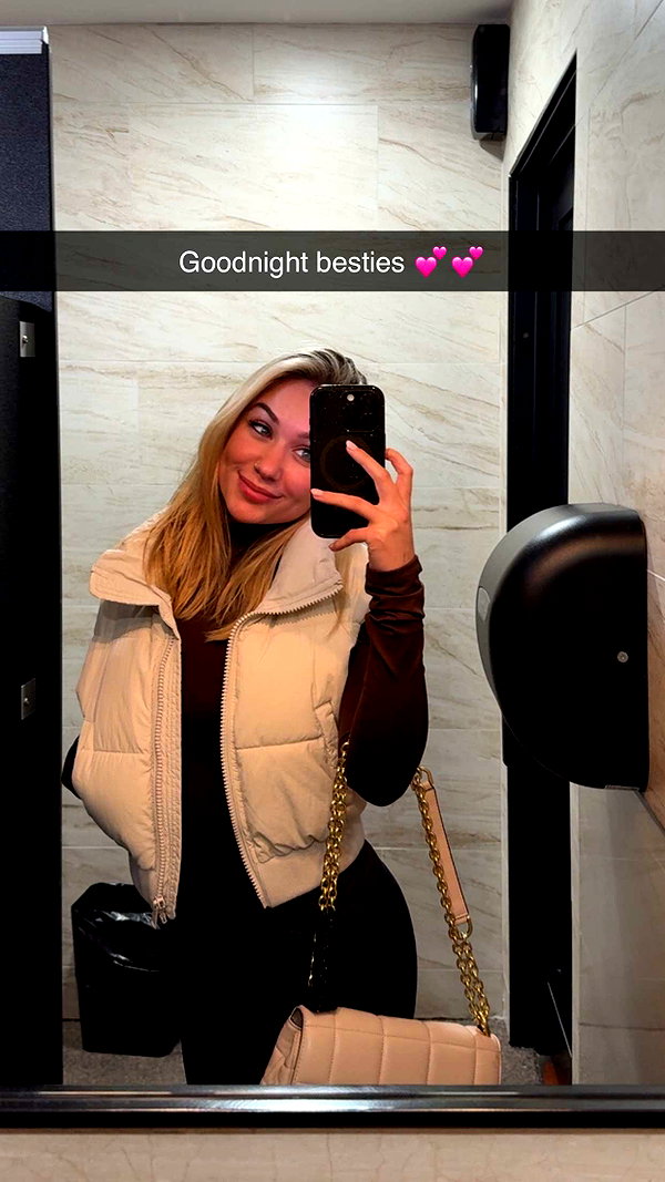 kayleedolisi snapchat image archive image