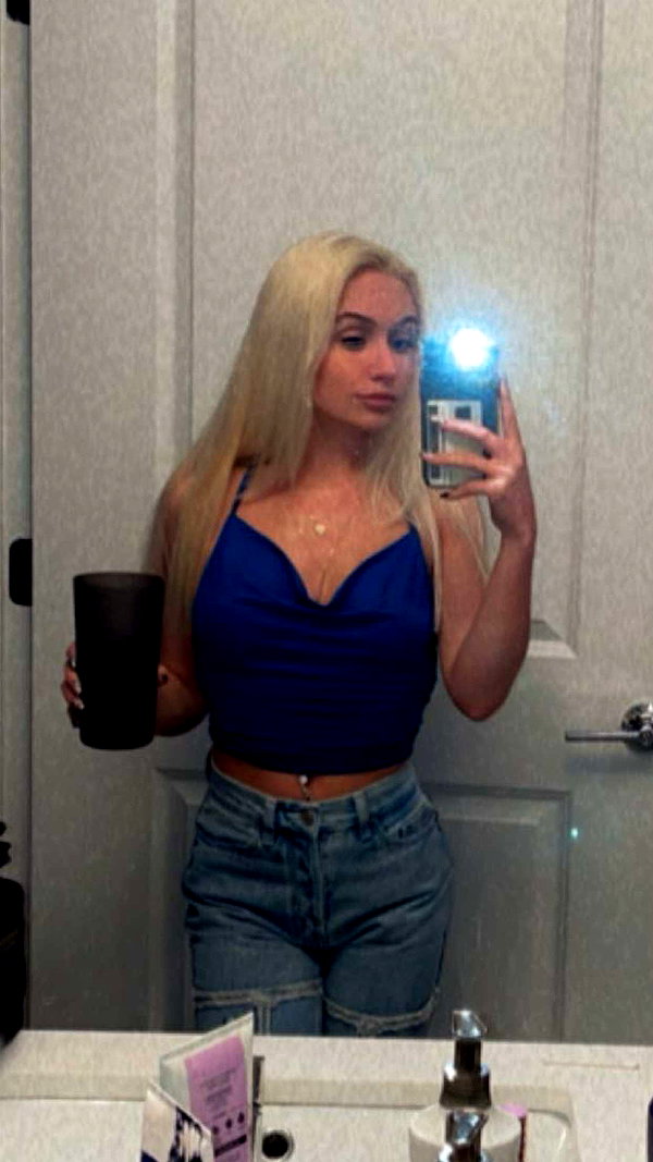 kayleedolisi snapchat image archive image
