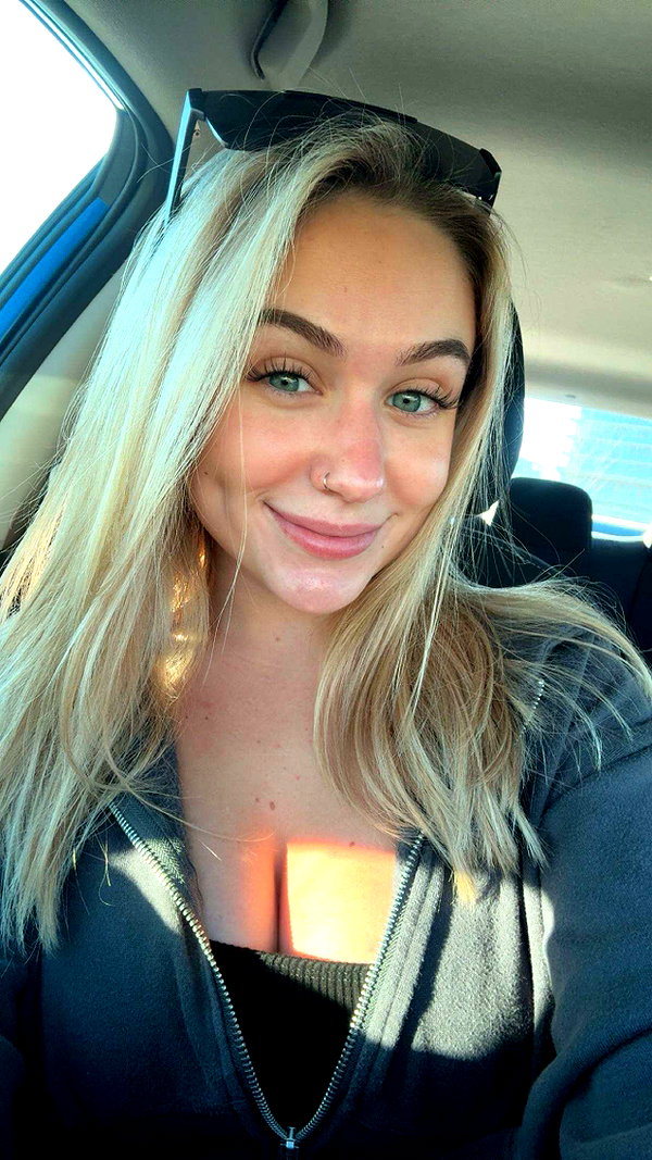 kayleedolisi snapchat image archive image