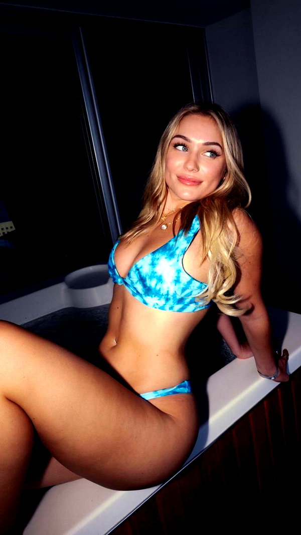 kayleedolisi snapchat image archive image