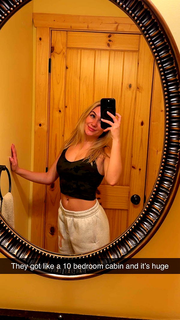 kayleedolisi image ~ Altpins