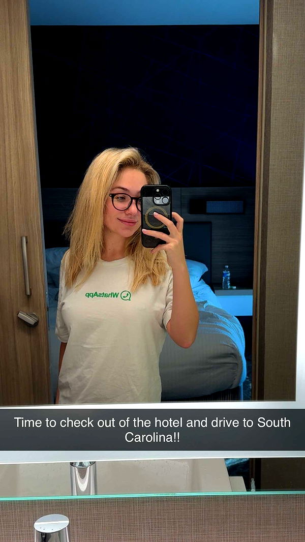 kayleedolisi image ~ Altpins