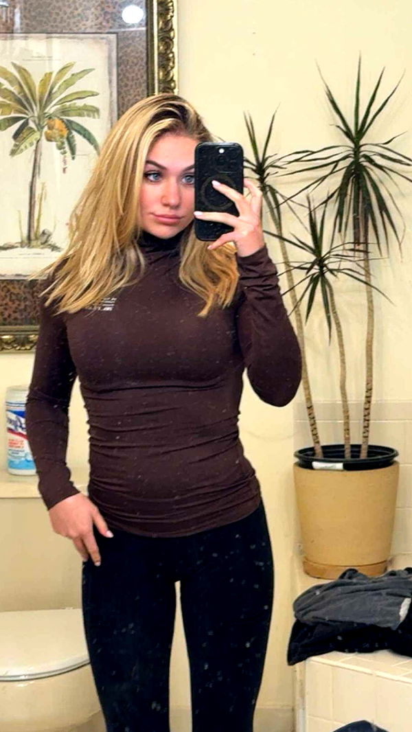 kayleedolisi image ~ Altpins