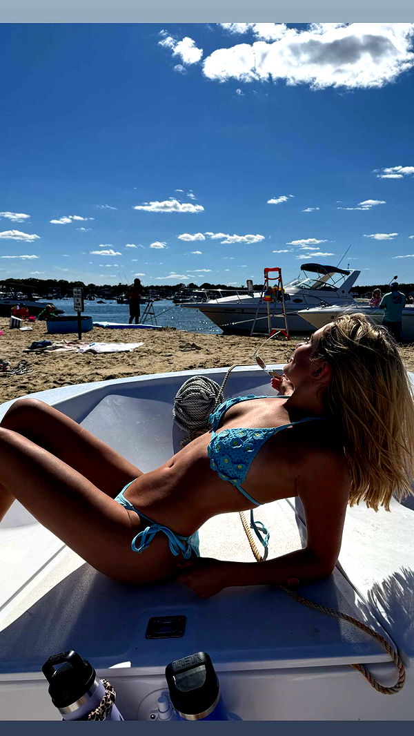 kayleedolisi image ~ Altpins